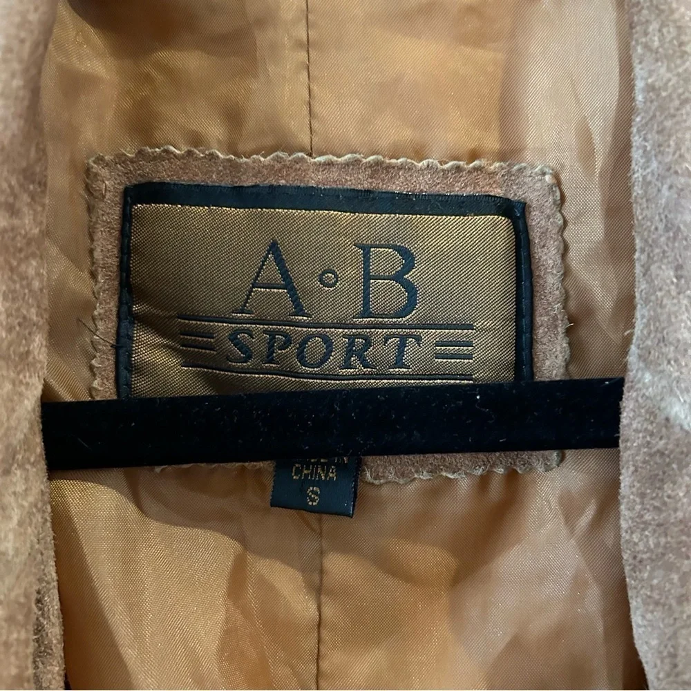 Vintage Suede Western Fringe Jacket - Picture 9 of 10